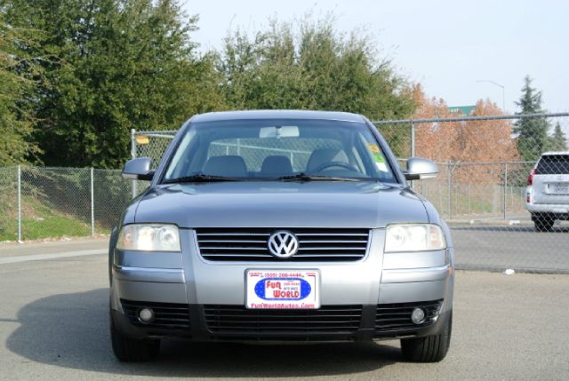 2004 Volkswagen Passat 4-wheel Drive LT 4x4 Truck