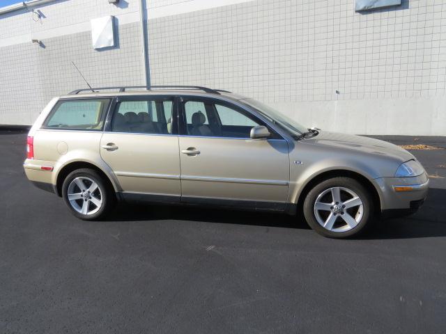 2004 Volkswagen Passat SE Crew Cab 4WD FFV