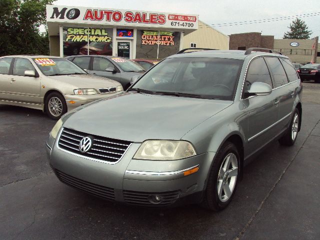 2004 Volkswagen Passat SE Crew Cab 4WD FFV