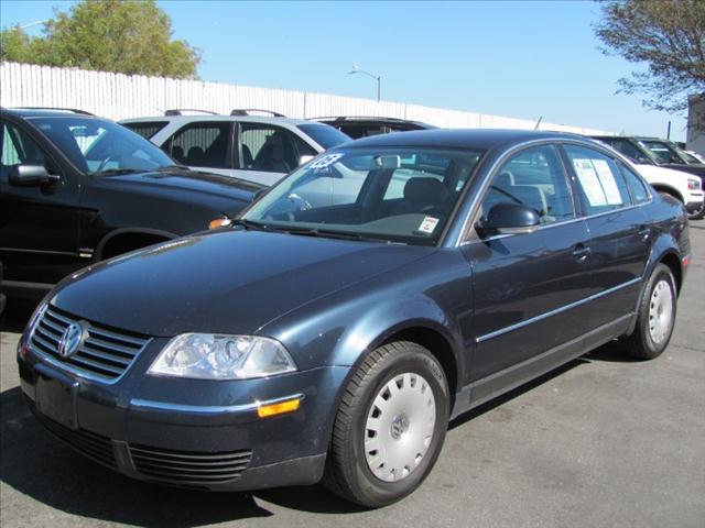 2005 Volkswagen Passat Touring W/sirius