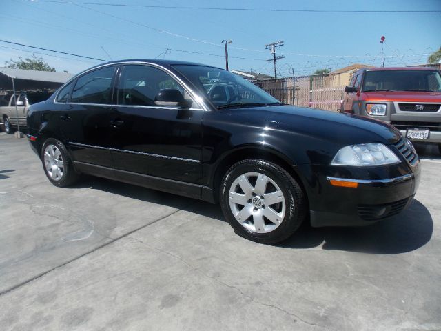 2005 Volkswagen Passat T6 Turbo AWD