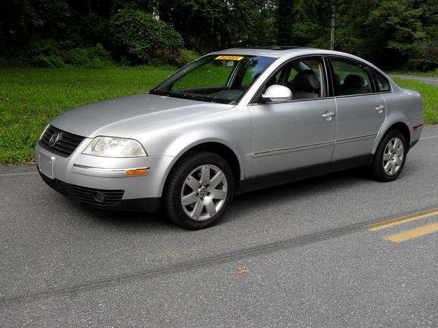 2005 Volkswagen Passat 4dr 112 WB AWD