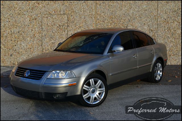 2005 Volkswagen Passat 4dr 112 WB AWD