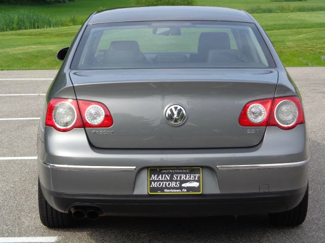 2006 Volkswagen Passat 4DR SDN LE V6 AT