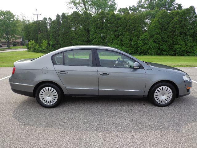 2006 Volkswagen Passat 4DR SDN LE V6 AT