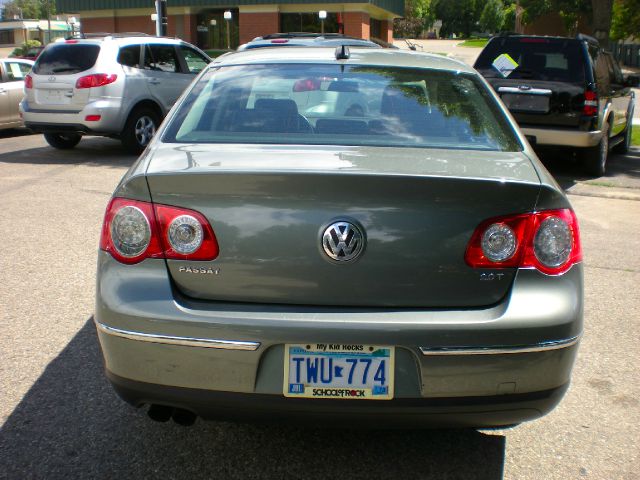 2006 Volkswagen Passat Wagon SE