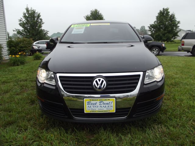 2006 Volkswagen Passat 4X4 4D 8ft Bed