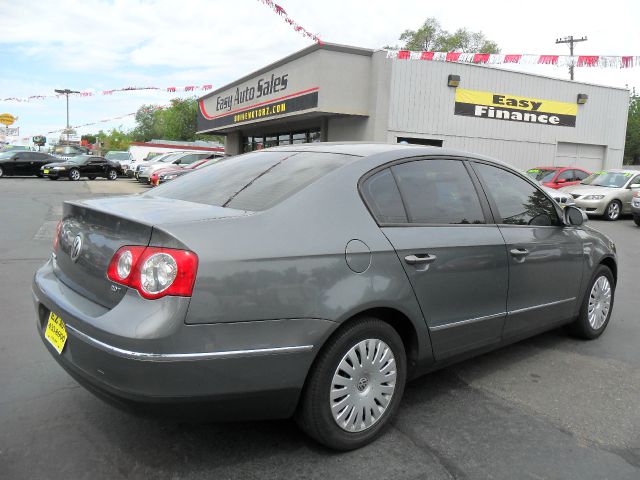 2006 Volkswagen Passat 4DR SDN LE V6 AT