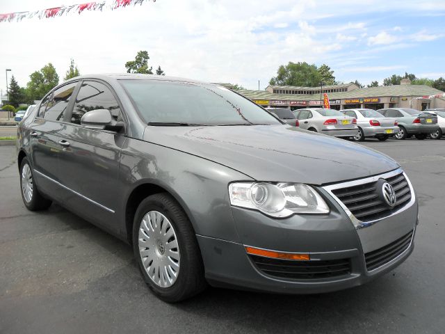 2006 Volkswagen Passat 4DR SDN LE V6 AT