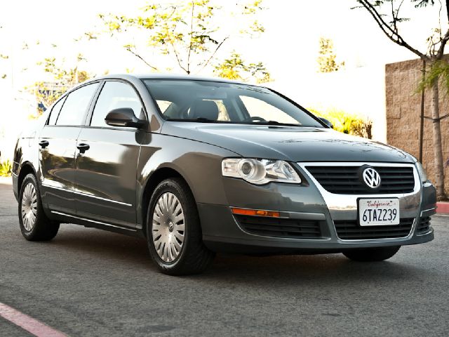 2006 Volkswagen Passat 4DR SDN LE V6 AT