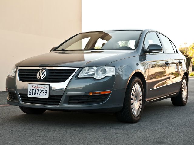 2006 Volkswagen Passat 4DR SDN LE V6 AT