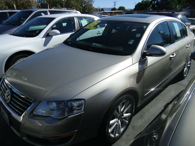 2006 Volkswagen Passat 2003 GMC Savana