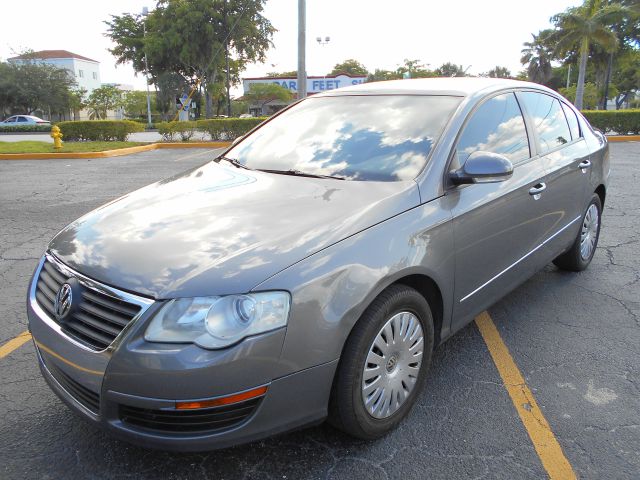 2006 Volkswagen Passat 4DR SDN LE V6 AT