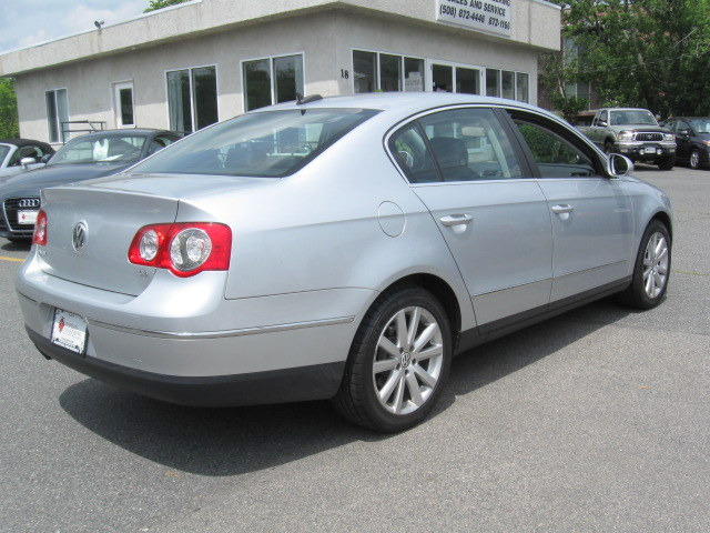 2006 Volkswagen Passat 4dr Sdn GS Plus