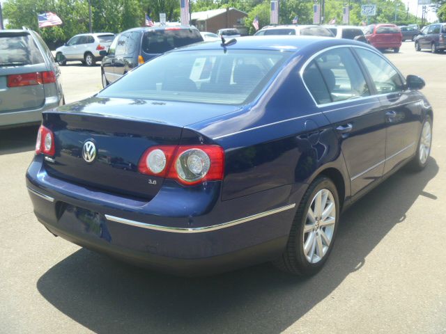 2006 Volkswagen Passat 4dr Sdn GS Plus