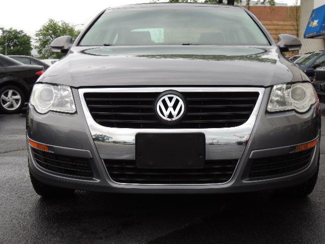 2006 Volkswagen Passat 4DR SDN LE V6 AT