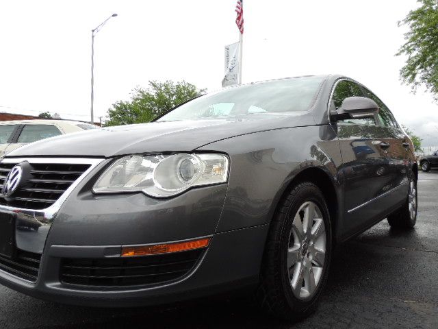 2006 Volkswagen Passat 4DR SDN LE V6 AT