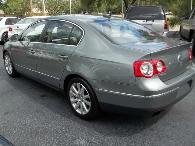 2006 Volkswagen Passat Touringone Owner