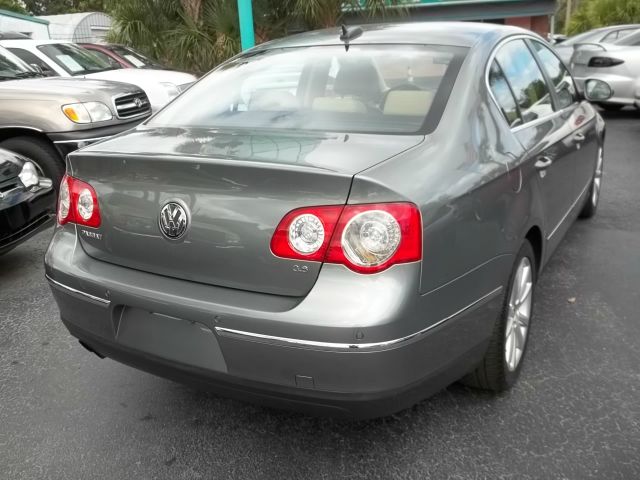 2006 Volkswagen Passat Touringone Owner