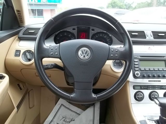 2006 Volkswagen Passat Touringone Owner