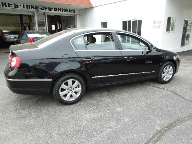 2006 Volkswagen Passat 4dr Sdn I4 Auto XLE