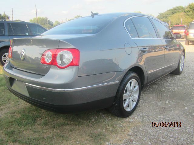 2006 Volkswagen Passat 4DR SDN LE V6 AT