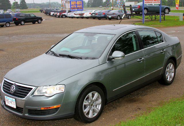 2006 Volkswagen Passat 4DR SDN LE V6 AT