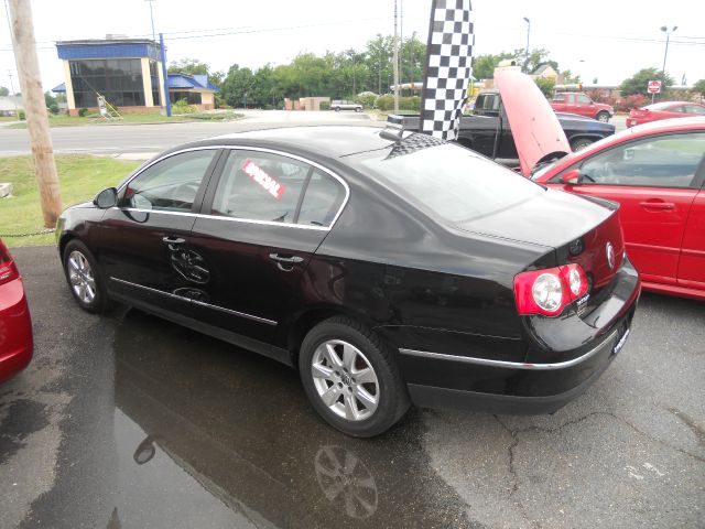 2006 Volkswagen Passat 4DR SDN LE V6 AT