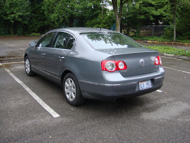 2006 Volkswagen Passat Wagon SE