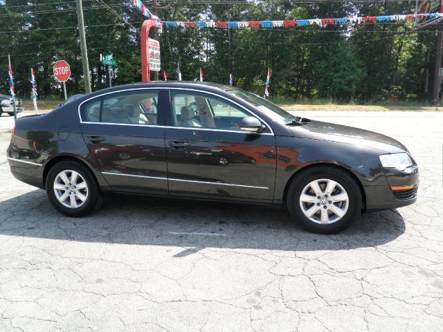 2006 Volkswagen Passat 4DR SDN LE V6 AT