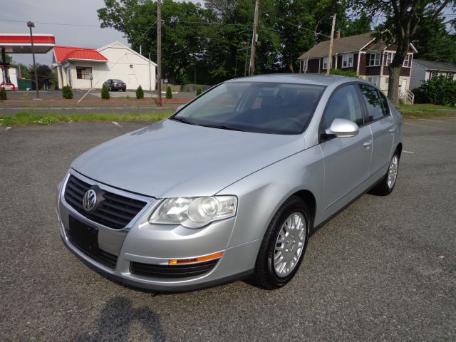 2006 Volkswagen Passat 4DR SDN LE V6 AT