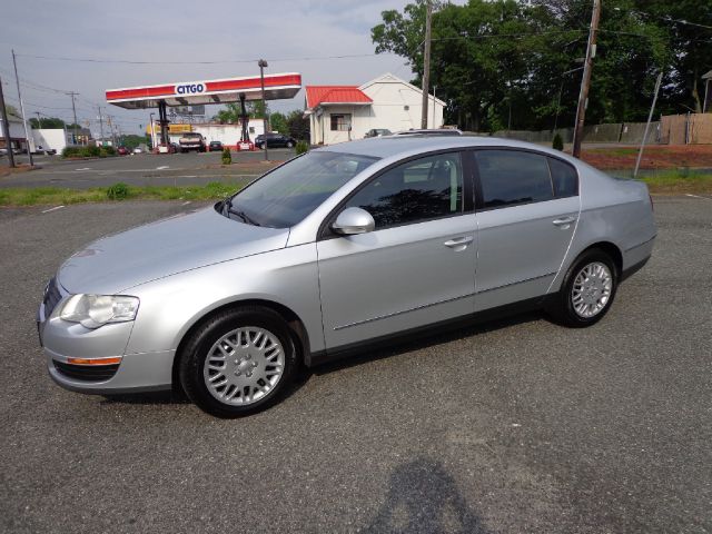 2006 Volkswagen Passat 4DR SDN LE V6 AT