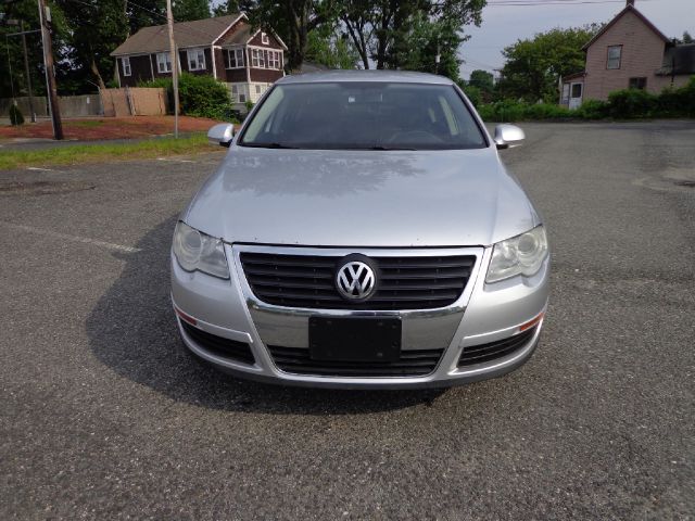 2006 Volkswagen Passat 4DR SDN LE V6 AT