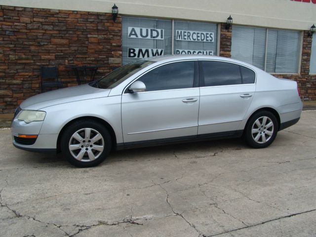 2006 Volkswagen Passat 4DR SDN LE V6 AT