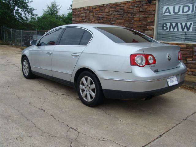 2006 Volkswagen Passat 4DR SDN LE V6 AT