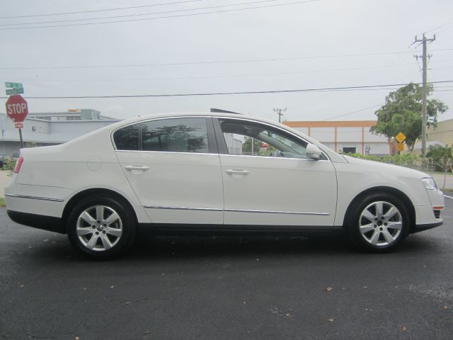 2006 Volkswagen Passat Wagon SE