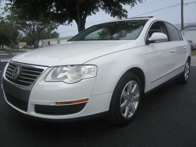 2006 Volkswagen Passat Wagon SE