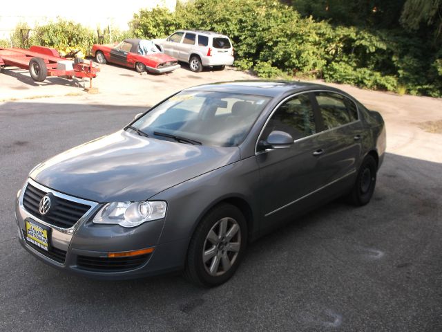 2006 Volkswagen Passat Wagon SE