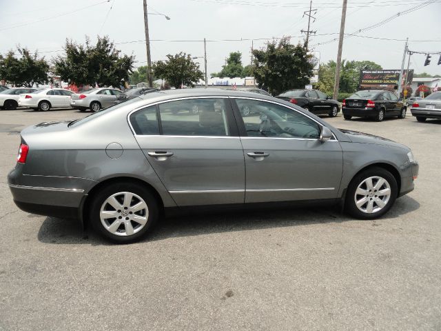 2006 Volkswagen Passat G35x 4dr Sdn AWD Auto Sedan