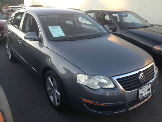 2006 Volkswagen Passat 4DR SDN LE V6 AT