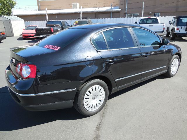 2006 Volkswagen Passat 4DR SDN LE V6 AT