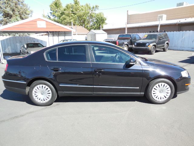 2006 Volkswagen Passat 4DR SDN LE V6 AT