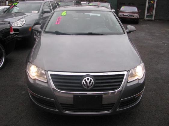 2006 Volkswagen Passat 4DR SDN LE V6 AT