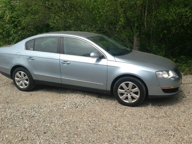 2006 Volkswagen Passat 4DR SDN LE V6 AT