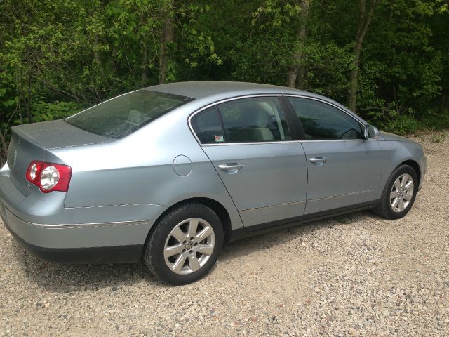 2006 Volkswagen Passat 4DR SDN LE V6 AT