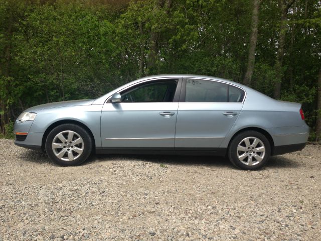 2006 Volkswagen Passat 4DR SDN LE V6 AT