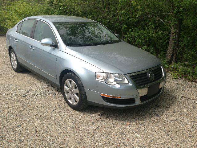 2006 Volkswagen Passat 4DR SDN LE V6 AT