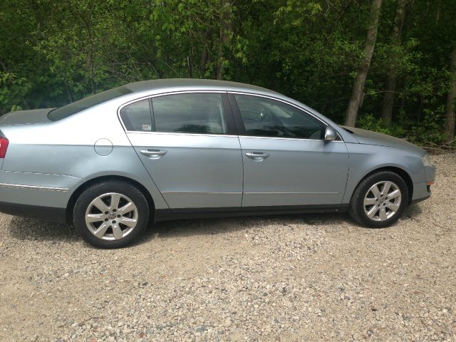 2006 Volkswagen Passat 4DR SDN LE V6 AT