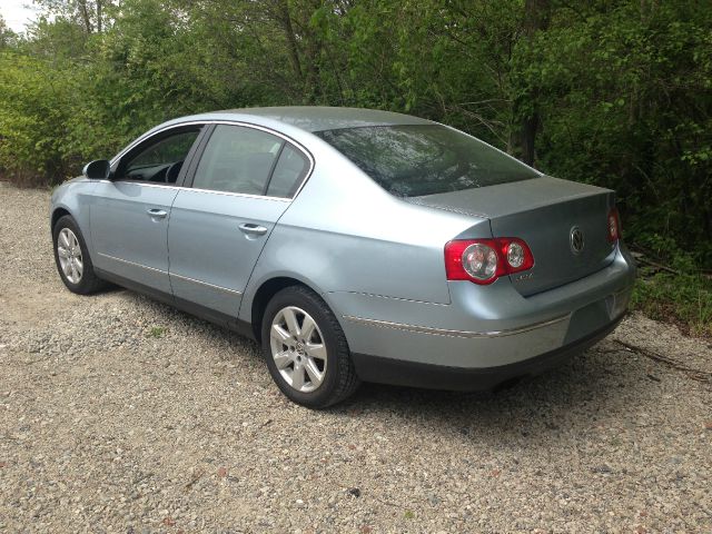 2006 Volkswagen Passat 4DR SDN LE V6 AT