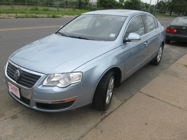 2006 Volkswagen Passat 4DR SDN LE V6 AT